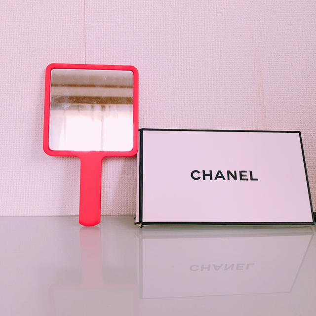 CHANEL(シャネル)のCHANEL♥ミラー レディースのファッション小物(ミラー)の商品写真