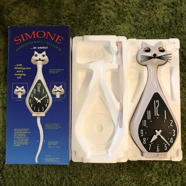 SIMONE 猫の壁掛け時計