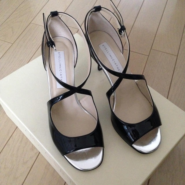 Stella McCartney - 新品🌟ステラマッカートニー ブラックパテントストラップサンダル 36.5の通販 by 🌟ふりかこ's