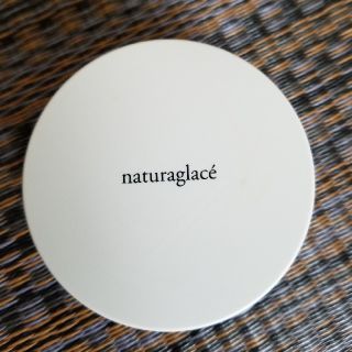 ナチュラグラッセ(naturaglace)のナチュラグラッセ　ルースパウダー　02(フェイスパウダー)