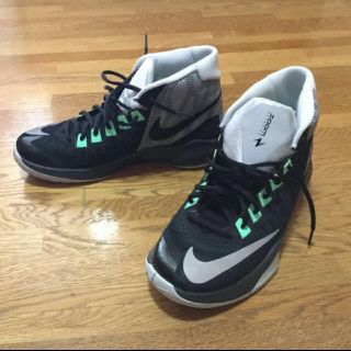 ナイキ(NIKE)のナイキ ズーム ディボーション zoom サイズ26.5㎝ 美品中古　(バスケットボール)