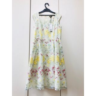 トッカ(TOCCA)の新品 TOCCA GARDEN FLOWER ガーデンフラワー ４(ひざ丈ワンピース)