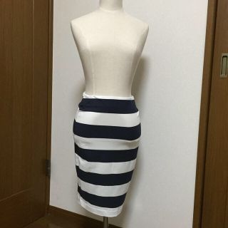 ザラ(ZARA)のZARA☆タイトスカート新品(ひざ丈スカート)