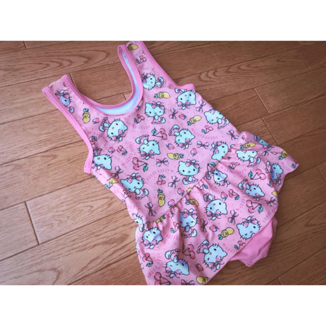 ハローキティ(ハローキティ)のHello Kitty / 水着(95cm)set キッズ/ベビー/マタニティのキッズ服女の子用(90cm~)(水着)の商品写真