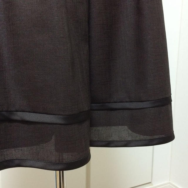KarL Park Lane(カールパークレーン)の【美品】濃茶色のバックリボンスカート レディースのスカート(ひざ丈スカート)の商品写真