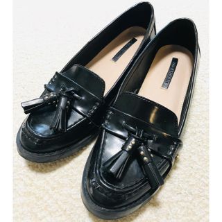 ザラ(ZARA)のZARA TRF ローファー 黒 37(ローファー/革靴)