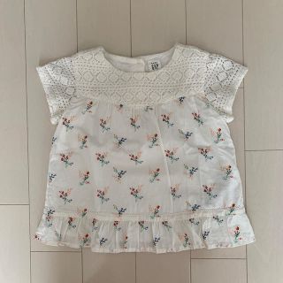 ギャップ(GAP)のGAP baby 110センチ 花柄トップス(Tシャツ/カットソー)