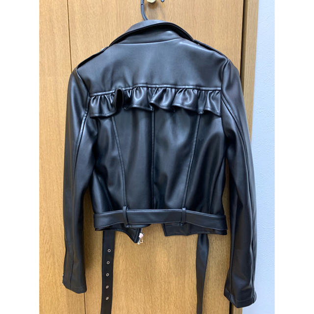 ZARA(ザラ)のフリル ライダース S  バースデーバッシュ レディースのジャケット/アウター(ライダースジャケット)の商品写真