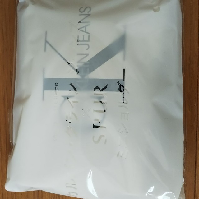 Calvin Klein(カルバンクライン)のカルバン・クライン ジーンズ👖ミニショルダー レディースのバッグ(ショルダーバッグ)の商品写真