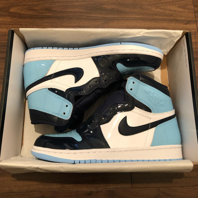 NIKE(ナイキ)のJORDAN 1 HI BLUE CHILL UNC エアジョーダン ブルーチル メンズの靴/シューズ(スニーカー)の商品写真