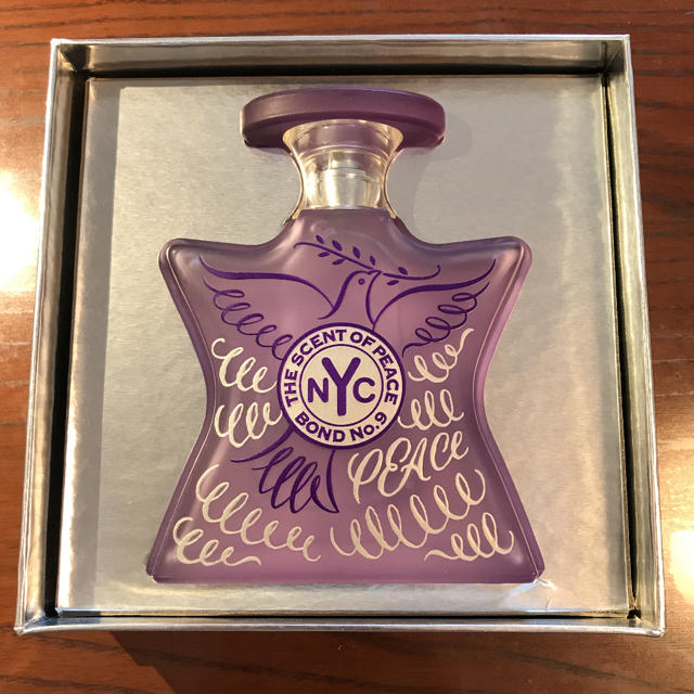 Bond No. 9(ボンドナンバーナイン)のボンドナンバーナイン セントオブピース 100ml 外箱付 コスメ/美容の香水(香水(女性用))の商品写真