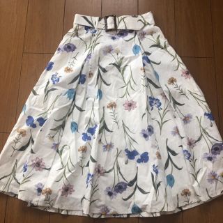 マイストラーダ(Mystrada)の新品♡Mystrada 花柄スカート(ひざ丈スカート)