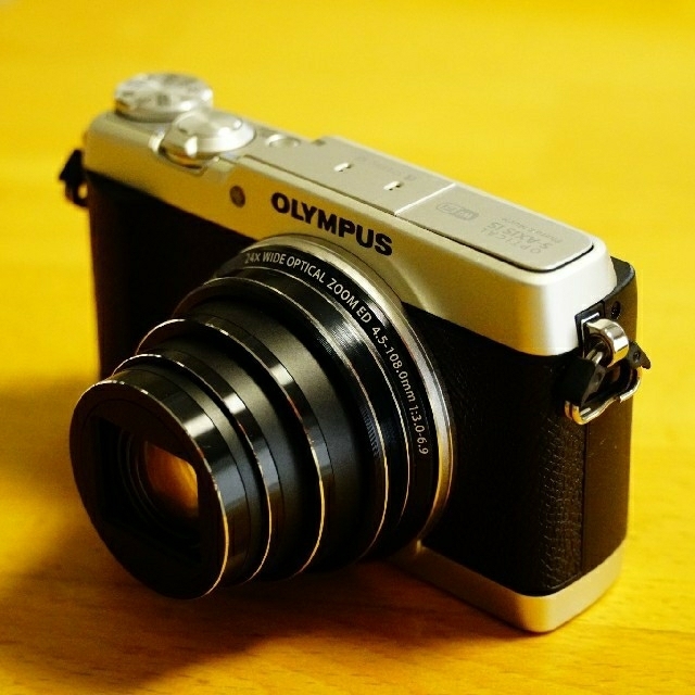 OLYMPUS デジタルカメラ STYLUS SH-2 シルバー