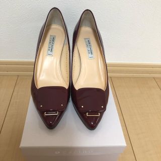 モードエジャコモ(Mode et Jacomo)の大人エナメルパンプス23.5cm(ハイヒール/パンプス)