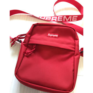 シュプリーム(Supreme)の正規品美品Supreme2018ss Shoulder Bagショルダーバッグ赤(ショルダーバッグ)