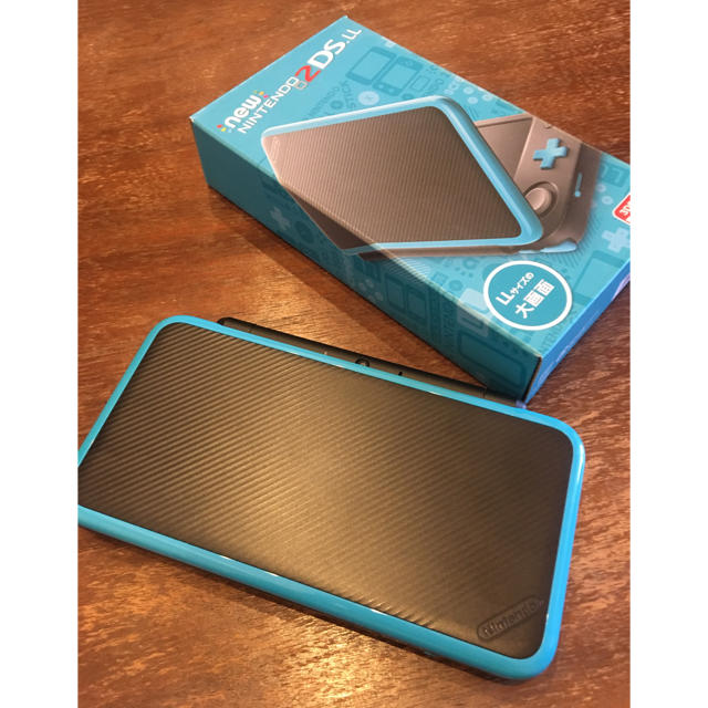 ニンテンドー2DS(ニンテンドー2DS)のNINTENDO 2DS LL 美品 エンタメ/ホビーのゲームソフト/ゲーム機本体(携帯用ゲーム機本体)の商品写真