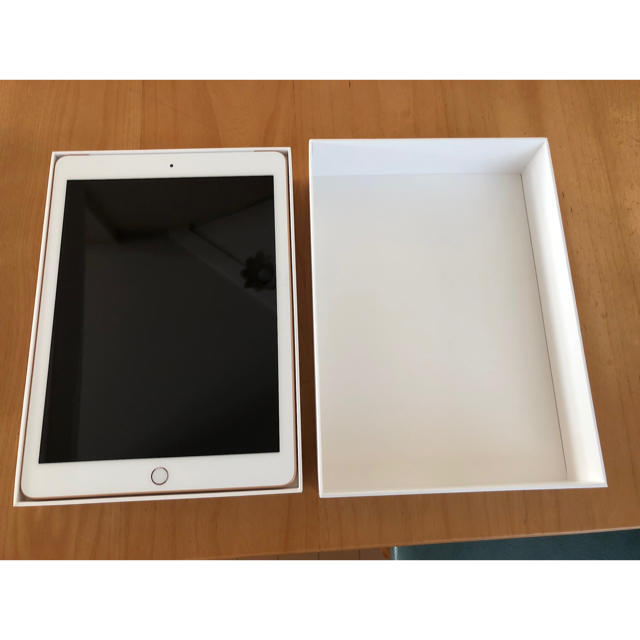☆即納☆ au iPad第6世代 Wi-Fi+cellular 32GB ☆即納☆ au iPad第6世代 Wi-Fi+cellular 32GB