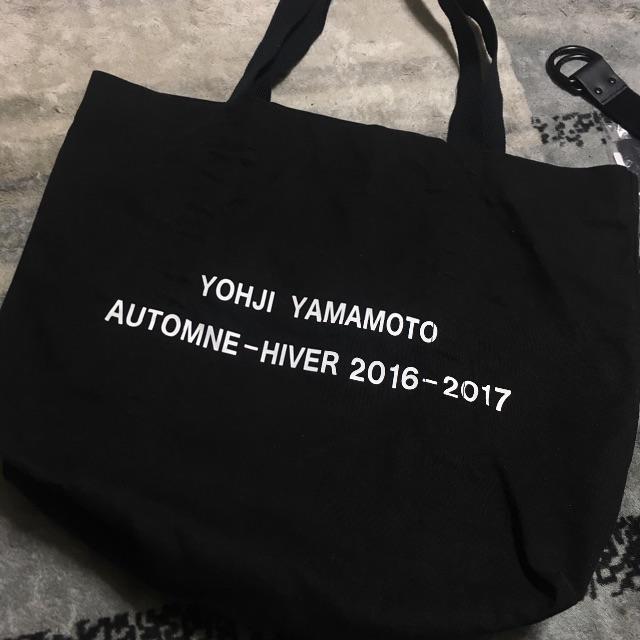 Yohji Yamamoto(ヨウジヤマモト)のヨウジヤマモト ノベルティ トートバッグ メンズのバッグ(トートバッグ)の商品写真