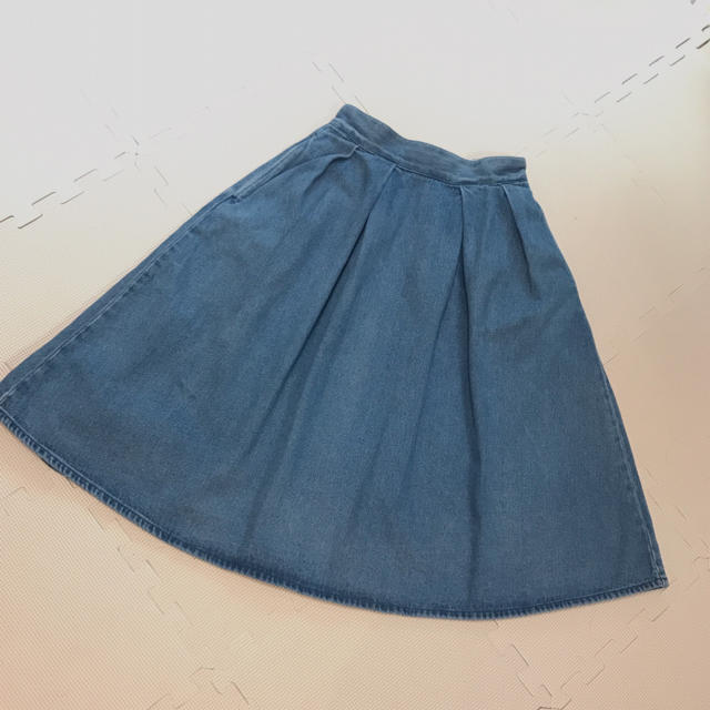 GU(ジーユー)のGU デニムスカート レディースのスカート(ひざ丈スカート)の商品写真