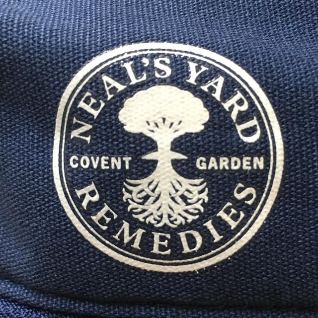 NEAL'S YARD(ニールズヤード)の◆新品未使用◆NEAL'S YARD アメニティポーチ レディースのファッション小物(ポーチ)の商品写真