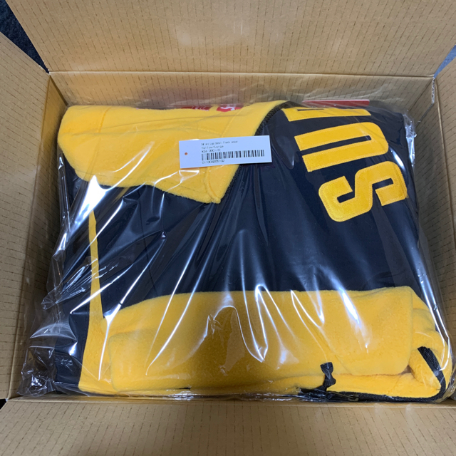 Supreme(シュプリーム)のL supreme TNF Denali Fleece Jacket 黄色 メンズのジャケット/アウター(ブルゾン)の商品写真