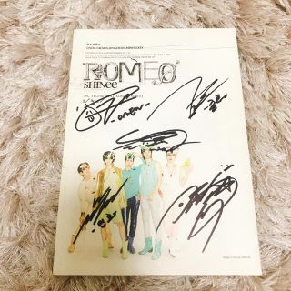 タレントグッズSHINee 4人の直筆サイン入り写真 - アイドルグッズ