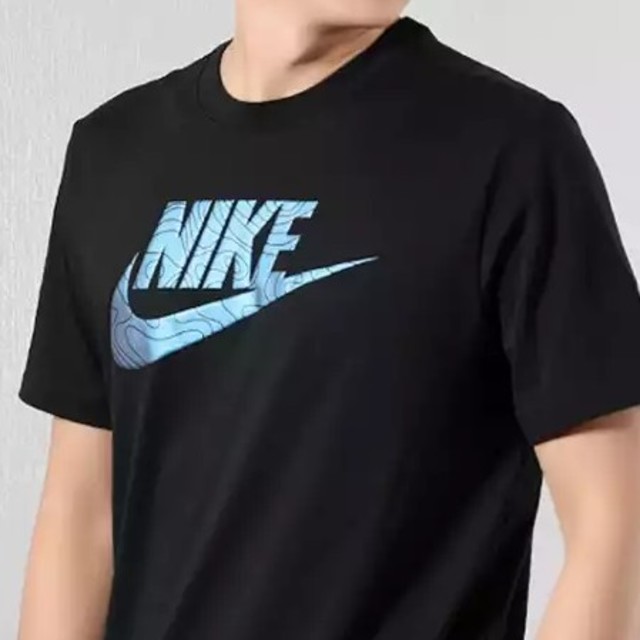 NIKE(ナイキ)のNIKE AIR MAX 720 Tシャツ 日本未発売 メンズのトップス(Tシャツ/カットソー(半袖/袖なし))の商品写真