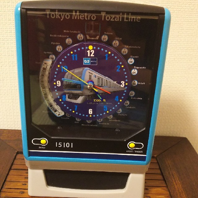 時計メトロ 東西線アラームクロック 目覚まし時計の通販 by あき 時計メトロ 東西線アラームクロック 目覚まし時計の通販 by あき