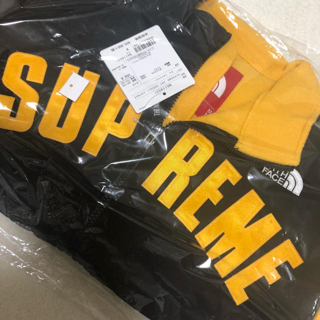 supreme North Face フリース イエローM メンズのジャケット/アウター(ブルゾン)の商品写真