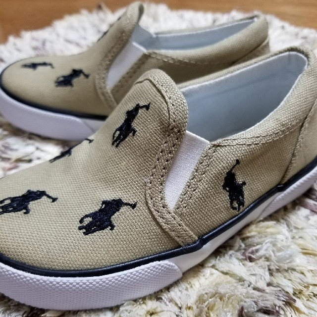 POLO RALPH LAUREN(ポロラルフローレン)の♡新品未使用♡POLO RALPH LAURENスリッポン キッズ/ベビー/マタニティのベビー靴/シューズ(~14cm)(スリッポン)の商品写真