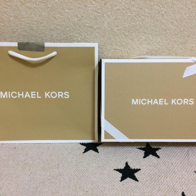 Michael Kors(マイケルコース)のブランド紙袋 レディースのバッグ(ショップ袋)の商品写真