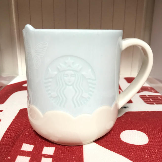 Starbucks Coffee(スターバックスコーヒー)の韓国スタバ バタフライマグ《送料込》 キッズ/ベビー/マタニティの授乳/お食事用品(マグカップ)の商品写真