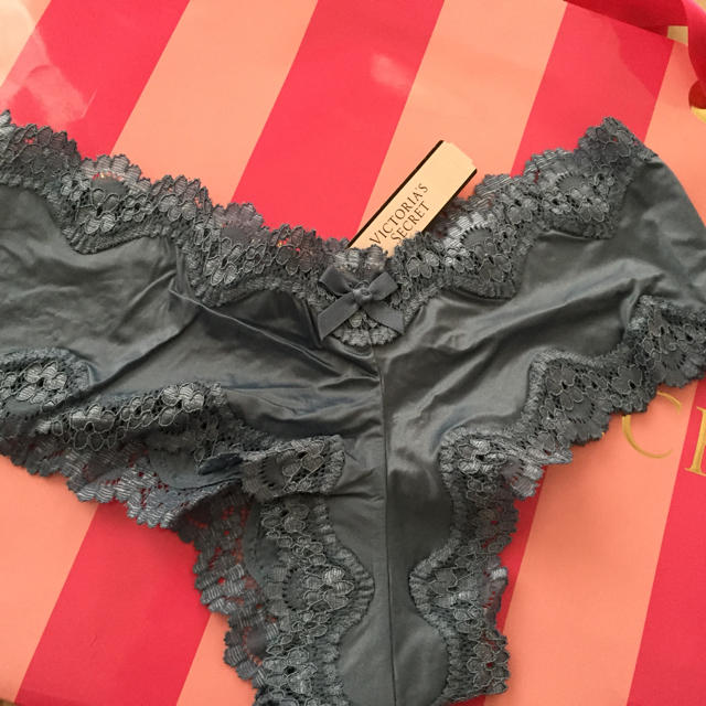 Victoria's Secret(ヴィクトリアズシークレット)の♡Victoria's  Secret ♡ブラ&ショーツセット レディースの下着/アンダーウェア(ブラ&ショーツセット)の商品写真