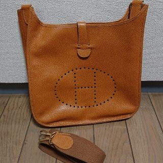 最終値下！  ハイクラス High class ショルダー バッグ エブリン風