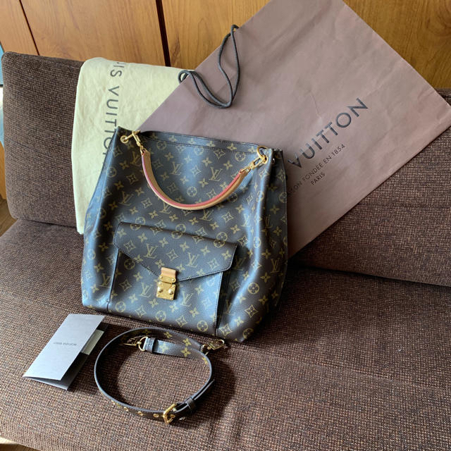 LOUIS VUITTON(ルイヴィトン)のルイヴィトン《メティス》 レディースのバッグ(ショルダーバッグ)の商品写真