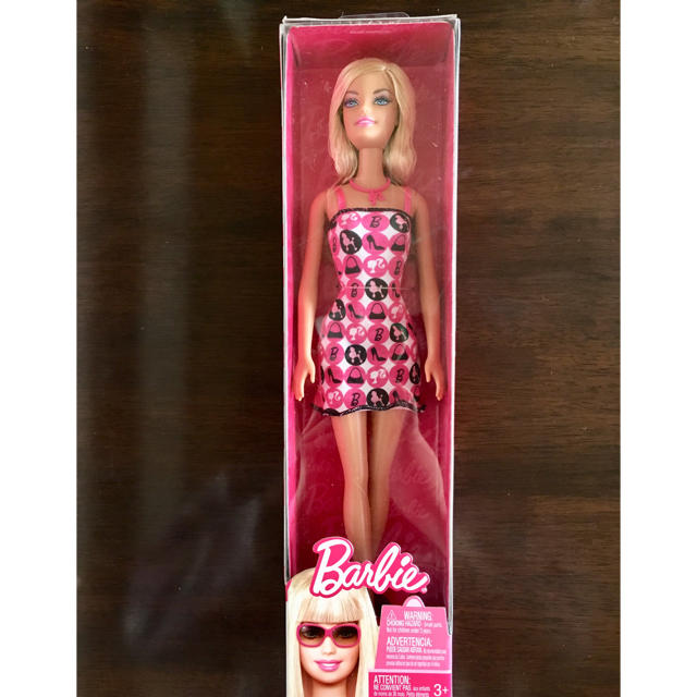 Barbie(バービー)のバービー ドール 人形 新品未使用 キッズ/ベビー/マタニティのおもちゃ(ぬいぐるみ/人形)の商品写真