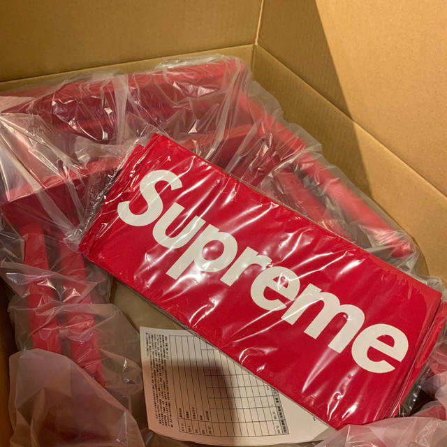 Supreme Director´s Chair 赤のサムネイル