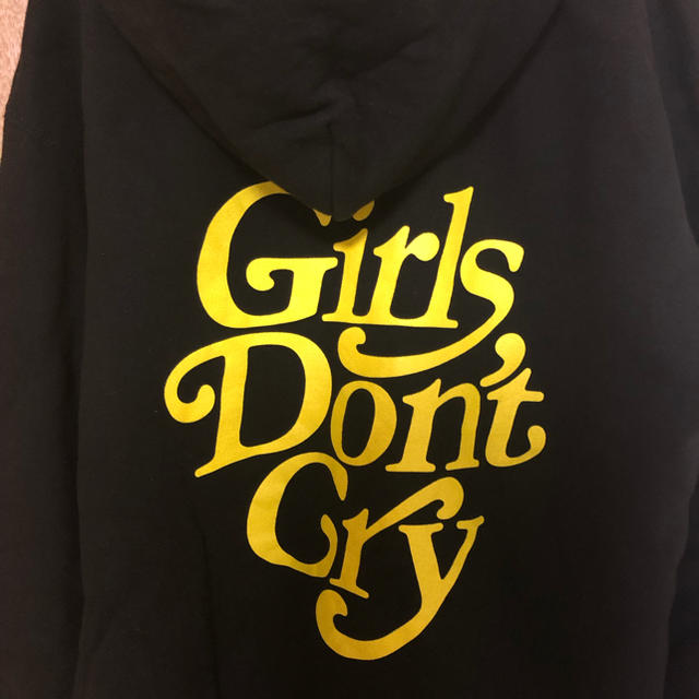 BEAMS(ビームス)のGirls Don’t Cry メンズのトップス(パーカー)の商品写真