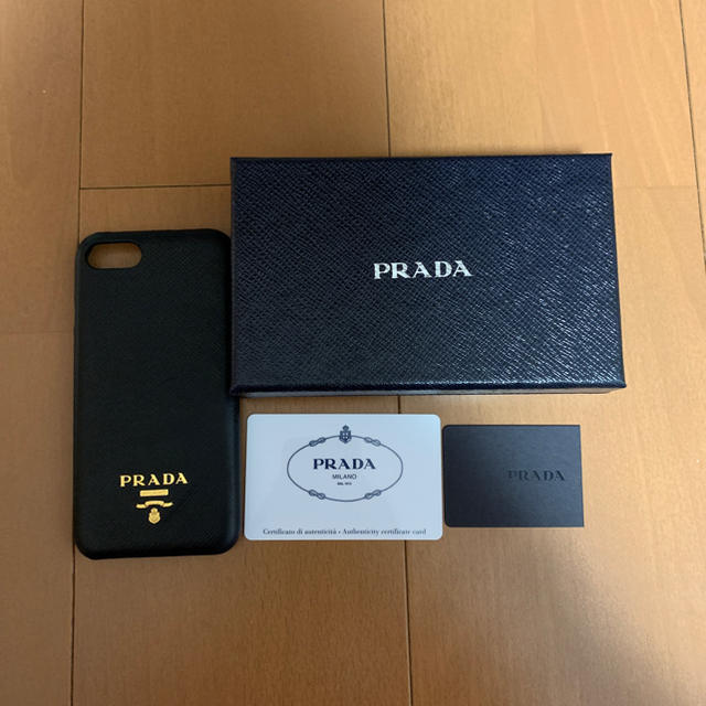 PRADA iPhone7ケース