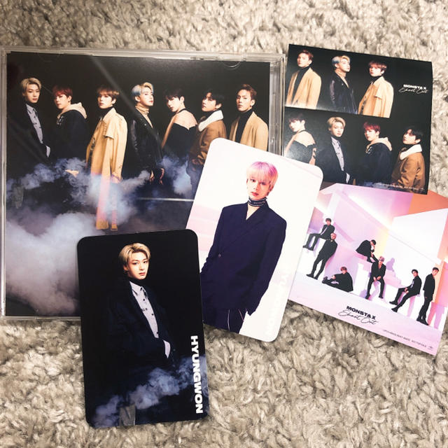 MONSTA X'shoot out'ヒョンウォントレカ ステッカー付 エンタメ/ホビーのCD(K-POP/アジア)の商品写真