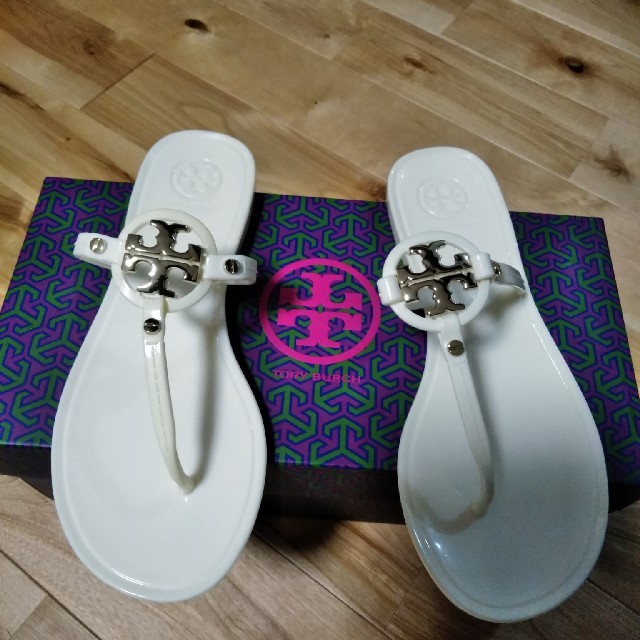 サンダル☆トリーバーチTory Burch☆白色☆使用頻度少☆サイズ5（23㌢）