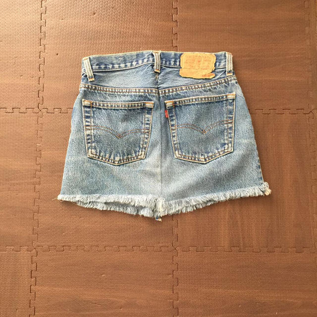 Levi's(リーバイス)のリーバイスリメイクデニムスカート 台形 レディースのスカート(ミニスカート)の商品写真