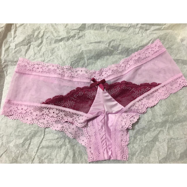 Victoria's Secret(ヴィクトリアズシークレット)のヴィクトリアシークレット ショーツ ピンク S レディースの下着/アンダーウェア(ショーツ)の商品写真
