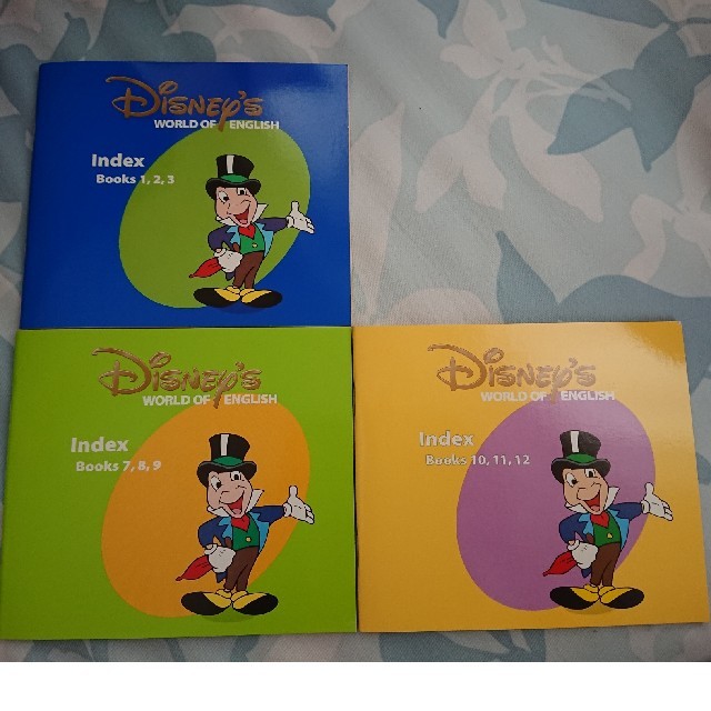 Disney(ディズニー)の【美品】DWE メインプログラム レッスン用 & 絵本朗読CD 35枚 キッズ/ベビー/マタニティのおもちゃ(知育玩具)の商品写真