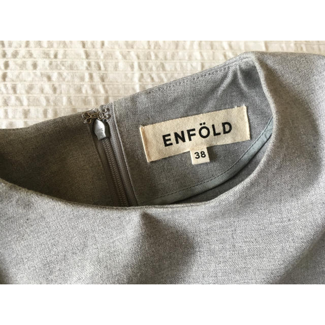 ENFOLD(エンフォルド)の美品☆ENFOLD☆エンフォルド☆コットンプルオーバー  38 グレー ブラウス レディースのトップス(カットソー(長袖/七分))の商品写真