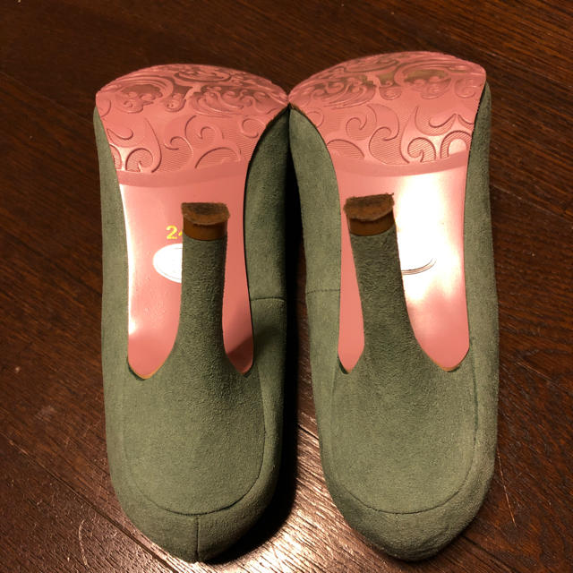 パンプス グリーン春色 レディースの靴/シューズ(ハイヒール/パンプス)の商品写真