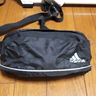 アディダス(adidas)のadidas・ウエストポーチ(ボディバッグ/ウエストポーチ)