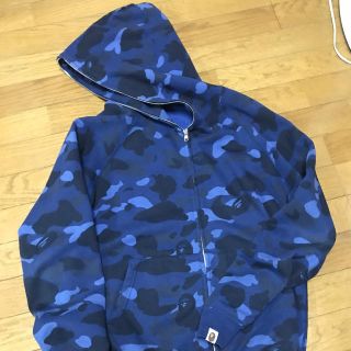 アベイシングエイプ(A BATHING APE)のABATHINGAPE ape パーカー Mサイズ最終値下げ(パーカー)