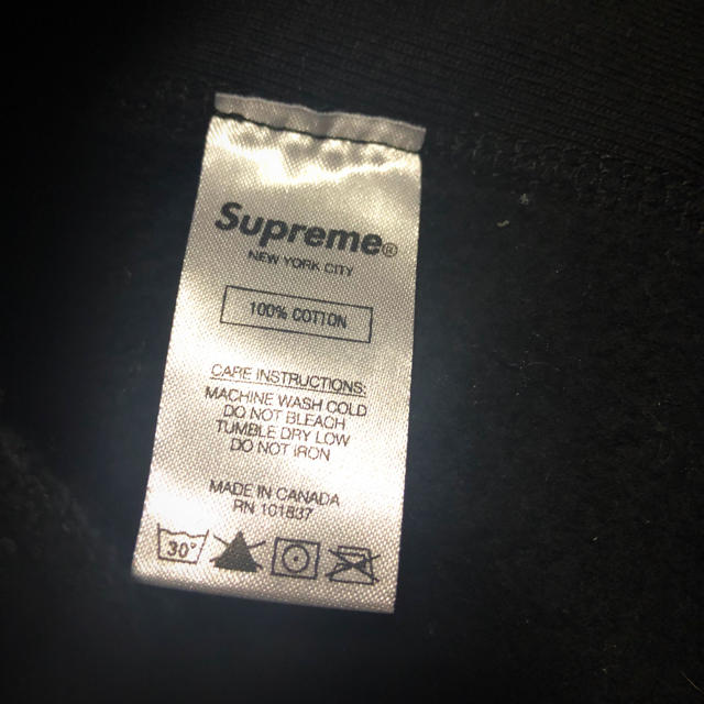 Supreme(シュプリーム)のSupreme GradientSleeveHoodedSweatshirt メンズのトップス(パーカー)の商品写真