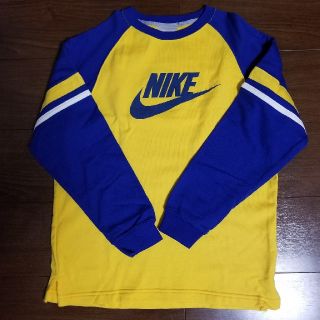 ナイキ(NIKE)のNIKE　ナイキ　トレーナー　１４０（S）サイズ(Tシャツ/カットソー)